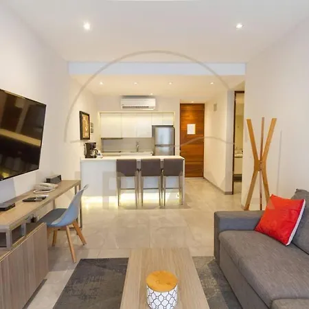 Luxury 2Br 2Ba, Sauna, Cinema, Rooftop Pool