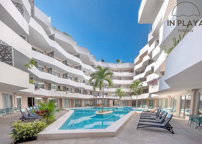 Luxury 2br 2ba, Sauna, Cinema, Rooftop Pool Сasa de vacaciones